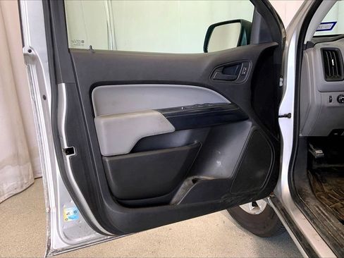 Used 2018 GMC Canyon 2WD Crew Cab w/ Convenience Package image 21
