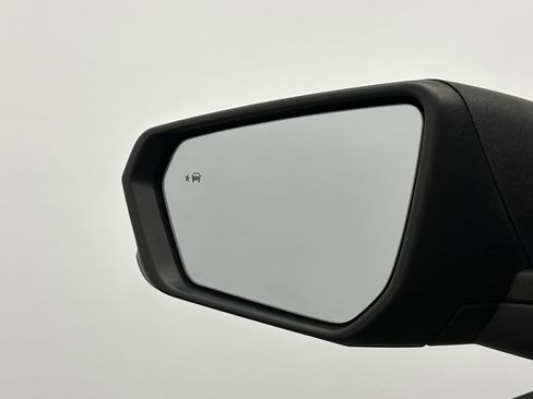 Used 2022 Chevrolet Equinox LS image 23