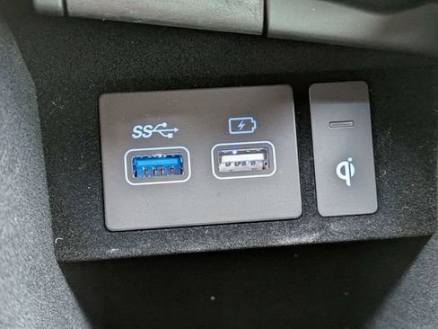 Used 2025 Genesis Electrified GV70 w/ Prestige Package AWD/4WD image 26
