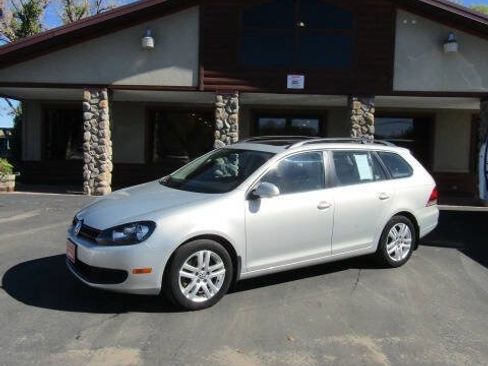 Used 2011 Volkswagen Jetta TDI image 2