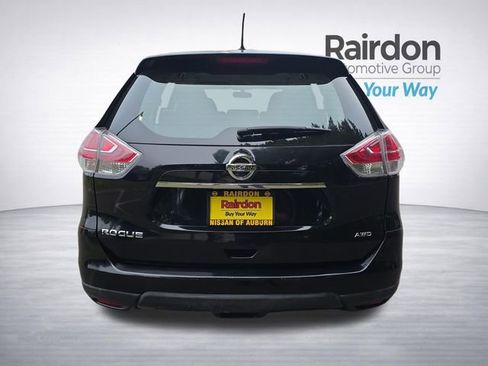 Used 2015 Nissan Rogue S AWD/4WD image 6