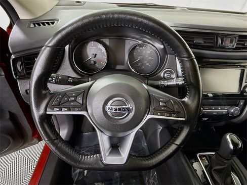 Certified 2022 Nissan Rogue Sport SV image 20