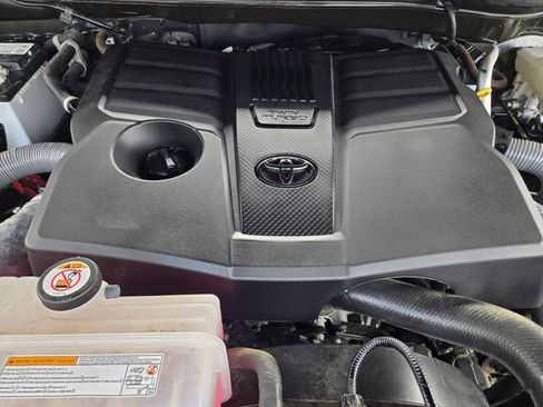 Used 2023 Toyota Tundra SR5 AWD/4WD image 27