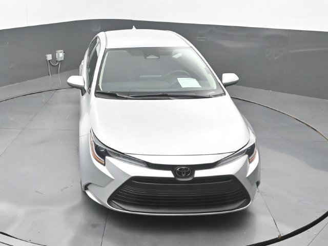 Used 2023 Toyota Corolla LE FWD image 29