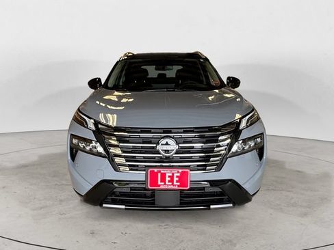 New 2026 Nissan Rogue Platinum AWD/4WD image 9