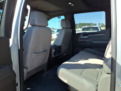 Used 2023 GMC Sierra 1500 SLT w/ SLT Premium Plus Package image 24