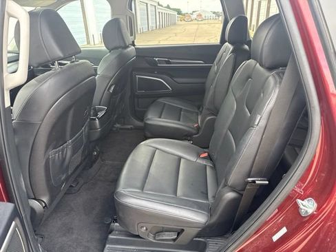 Used 2024 Kia Telluride S w/ S Sunroof Package FWD image 5