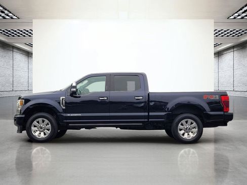 Used 2022 Ford F250 Platinum w/ FX4 Off-Road Package AWD/4WD image 9