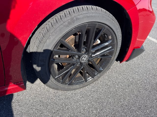 Certified 2025 Toyota Camry SE FWD image 11
