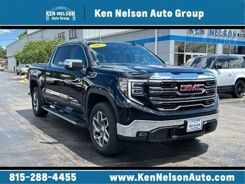 Used 2025 GMC Sierra 1500 SLT w/ SLT Premium Plus Package AWD/4WD image 1