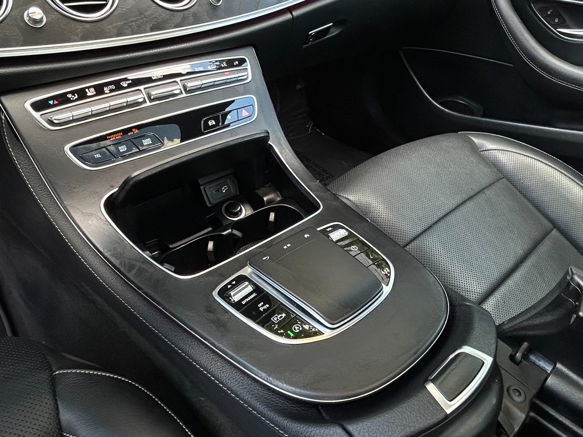 Used 2021 Mercedes-Benz E 450 4MATIC Sedan image 12