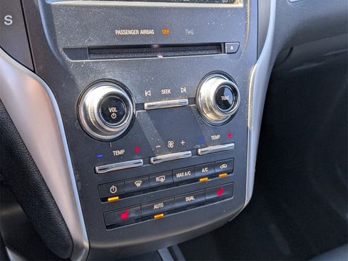 Used 2015 Lincoln MKC FWD image 22