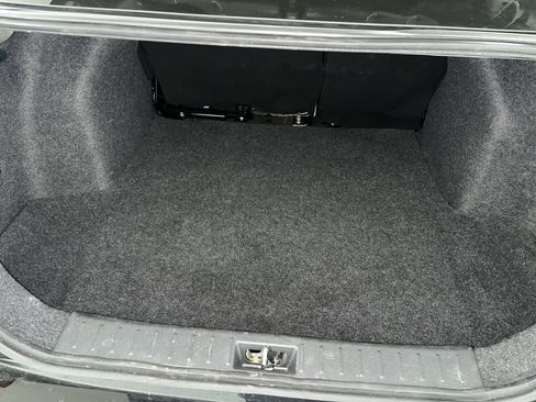 Used 2025 Nissan Versa SV FWD image 27