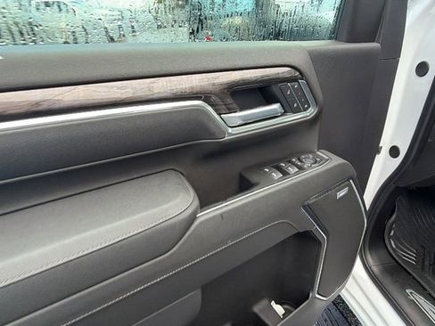 New 2026 Chevrolet Silverado 2500 LTZ w/ LTZ Premium Package image 11