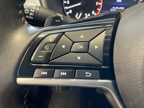 Used 2024 Nissan Altima 2.5 SR FWD image 13