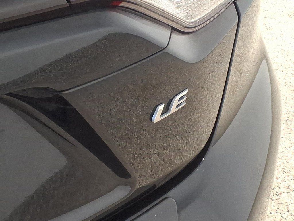 Used 2023 Toyota Corolla LE FWD image 24