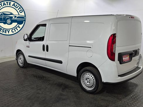 Used 2022 RAM ProMaster City Tradesman FWD image 5