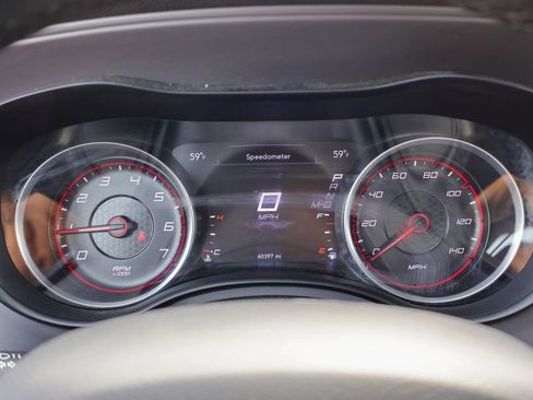 Used 2023 Dodge Charger SXT image 9