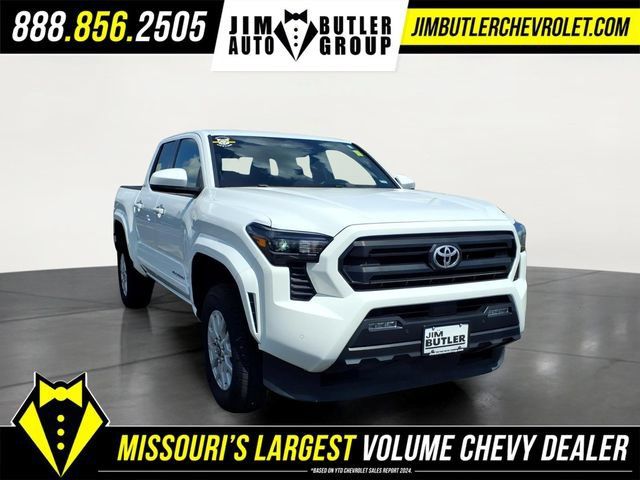Used 2024 Toyota Tacoma SR5 AWD/4WD image 23