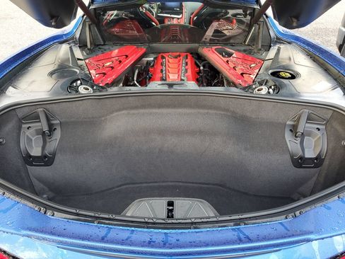 Used 2020 Chevrolet Corvette Stingray Preferred Cpe w/ 2LT Preferred Equipment Group RWD image 8