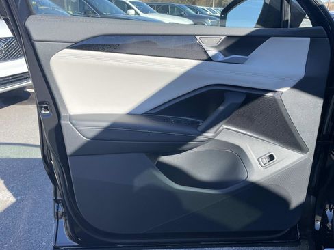 New 2026 Volkswagen Tiguan SE AWD/4WD image 15