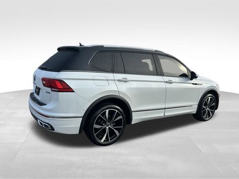 Used 2024 Volkswagen Tiguan SEL R-Line image 5