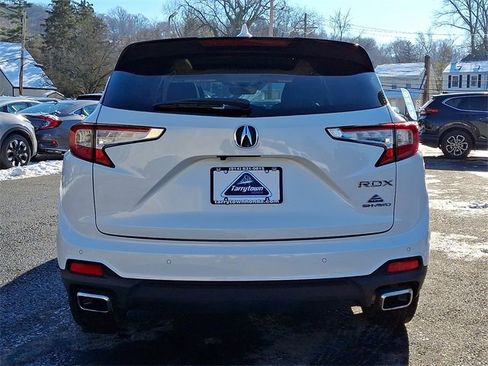Used 2023 Acura RDX AWD w/ Advance Package image 5