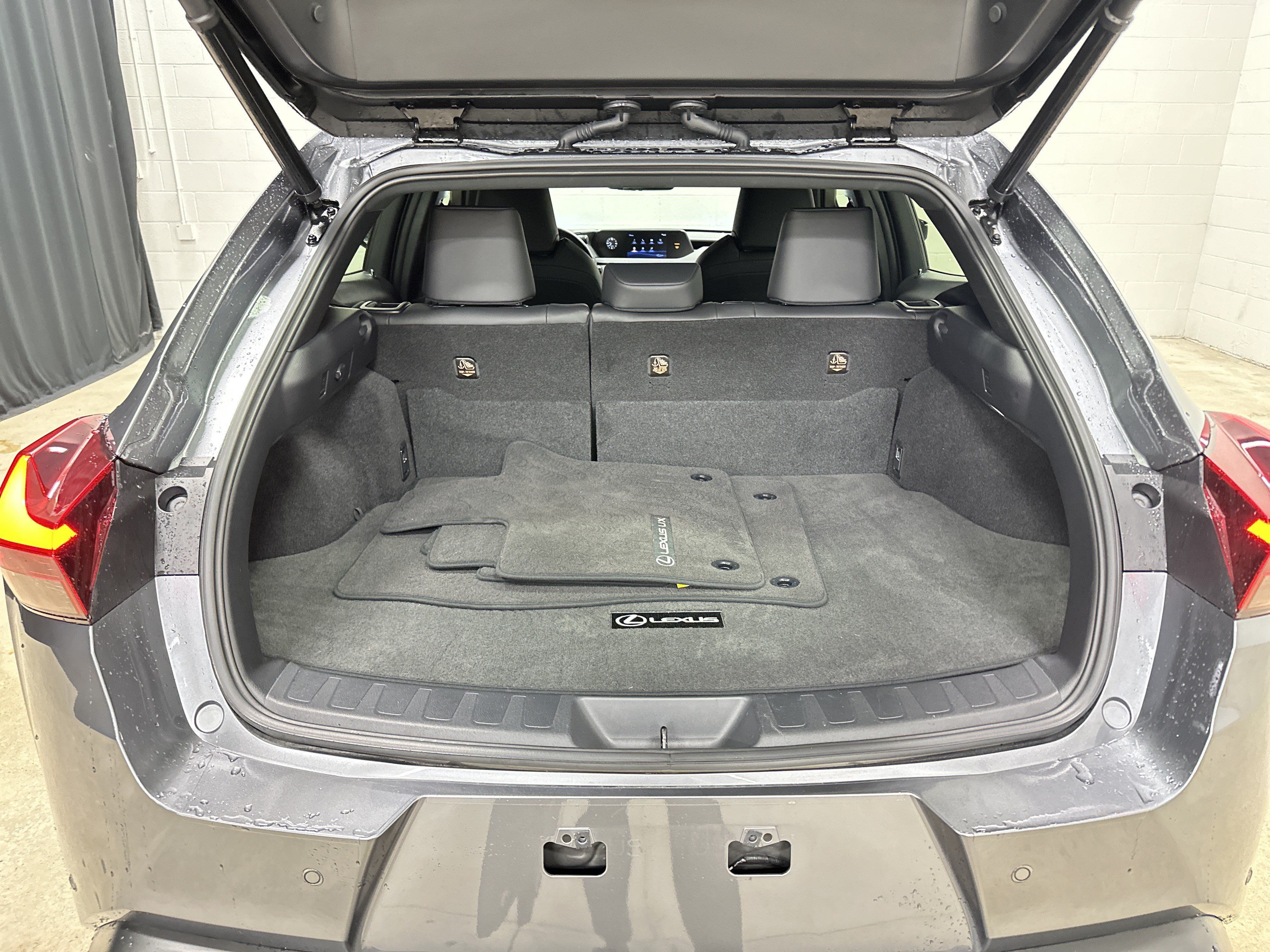 Certified 2021 Lexus UX 250h w/ Premium Package AWD/4WD image 32
