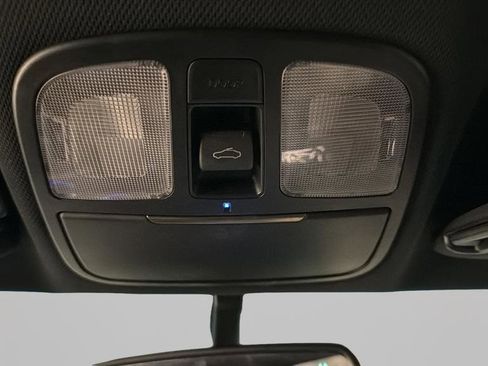 Used 2013 Hyundai Genesis 3.8 image 17