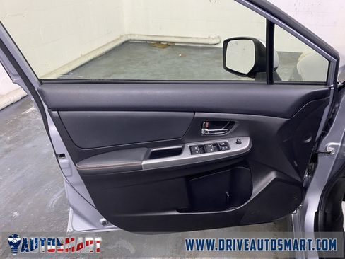 Used 2017 Subaru Crosstrek 2.0i Limited image 9