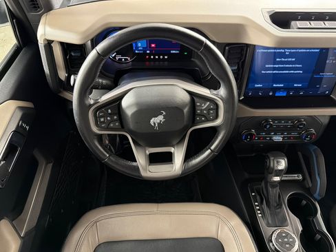 Used 2022 Ford Bronco Wildtrak AWD/4WD image 13