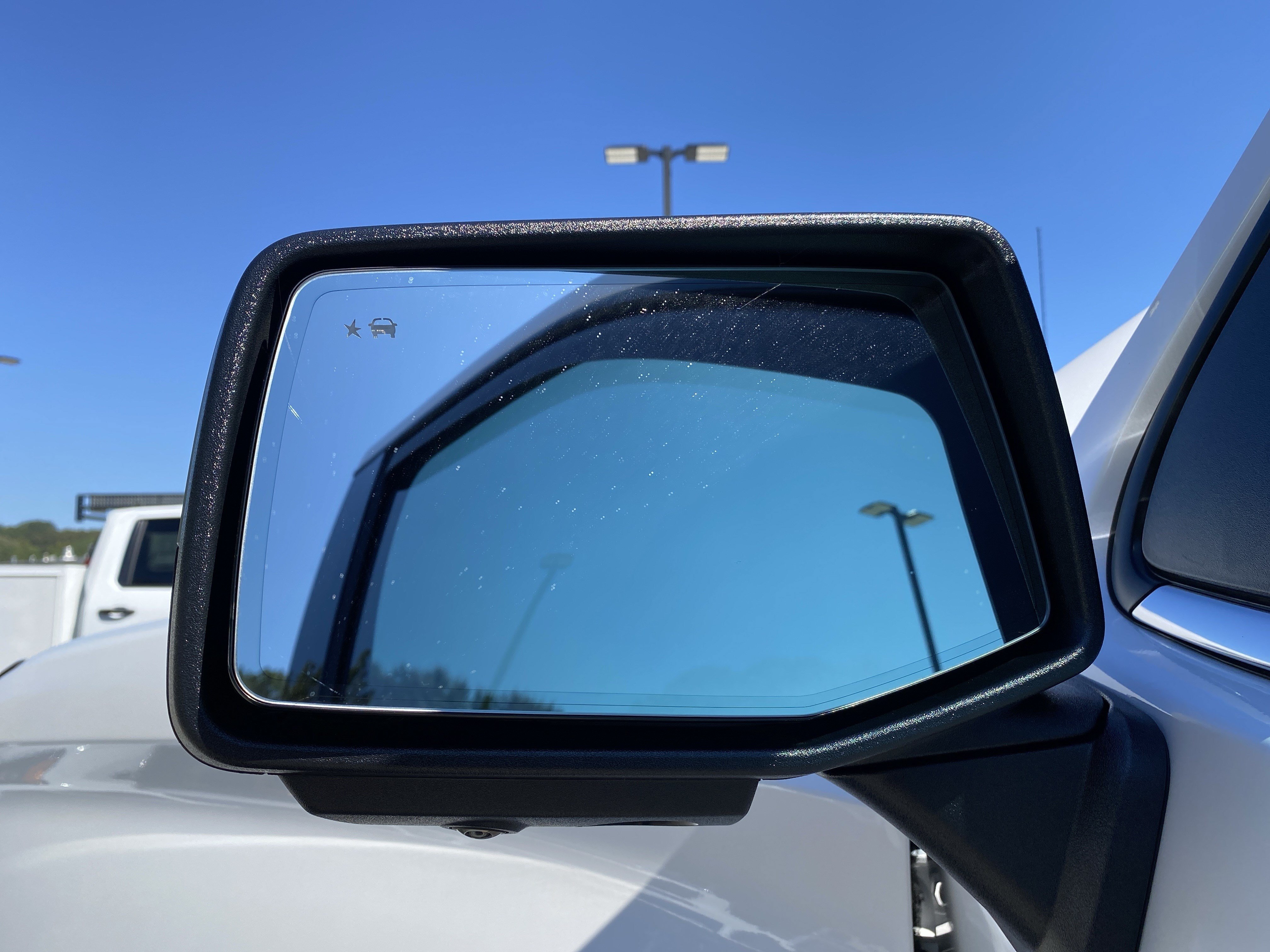 Used 2023 Chevrolet Silverado 1500 High Country w/ High Country Premium Package AWD/4WD image 46