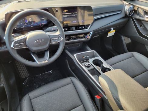 New 2027 Chevrolet Equinox LT w/ Convenience Package II AWD/4WD image 26