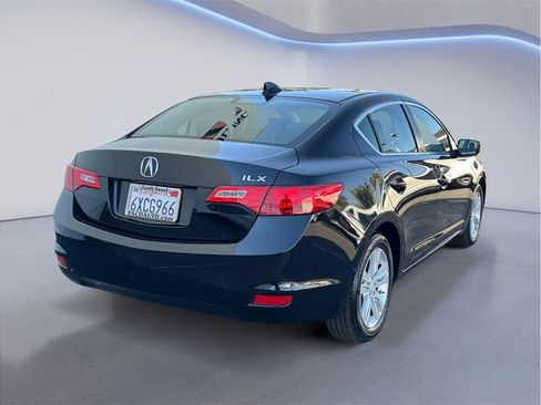 Used 2013 Acura ILX FWD image 6