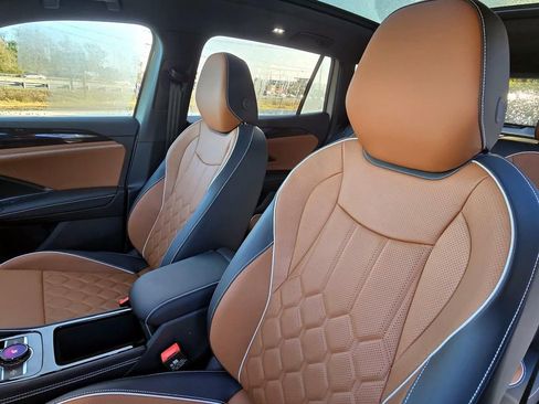 New 2026 Volkswagen Tiguan SEL R-Line image 23