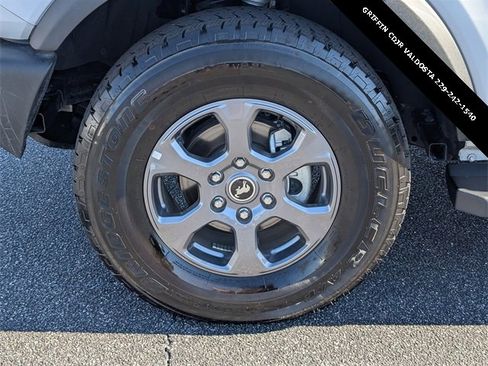 Used 2025 Ford Bronco Big Bend image 13