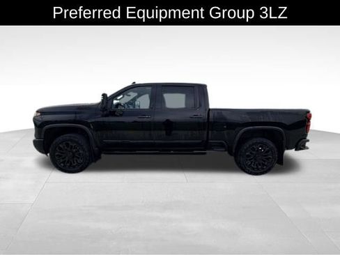 Certified 2025 Chevrolet Silverado 2500 High Country w/ High Country Premium Package AWD/4WD image 4