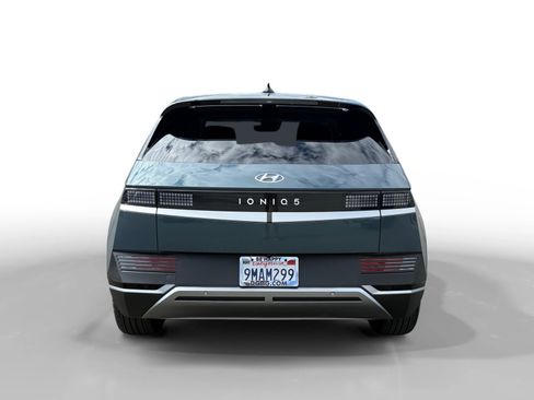 Used 2024 Hyundai Ioniq 5 SEL image 4