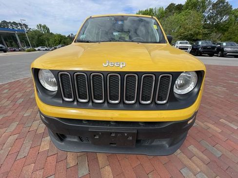 Used 2018 Jeep Renegade Sport w/ Power & Air Group image 3