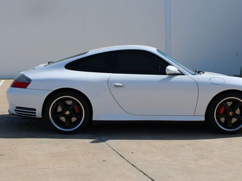 Used 2003 Porsche 911 Carrera RWD image 3