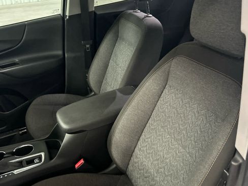 Used 2024 Chevrolet Equinox LT image 14