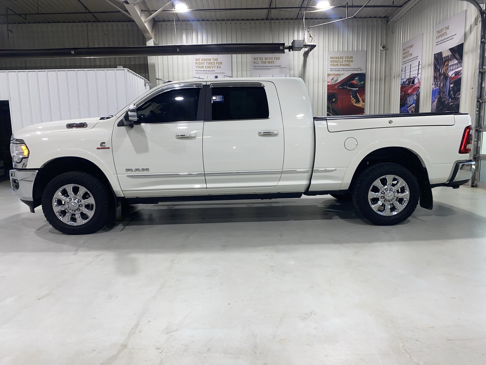 Used 2021 RAM 3500 Limited AWD/4WD image 5