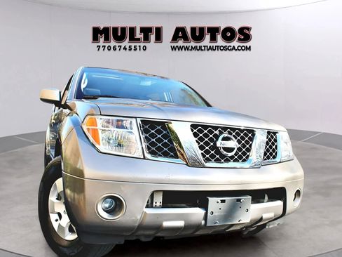 Used 2006 Nissan Pathfinder SE w/ (P01) Se Premium Pkg image 1