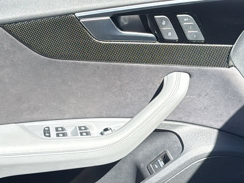 Used 2022 Audi S5 Premium Plus image 13