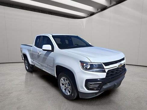 Used 2022 Chevrolet Colorado LT w/ Fleet Safety Package image 7