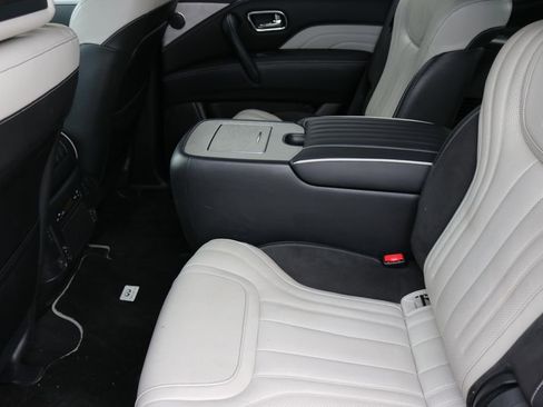 Certified 2019 INFINITI QX80 Limited w/ All-Season Package image 27