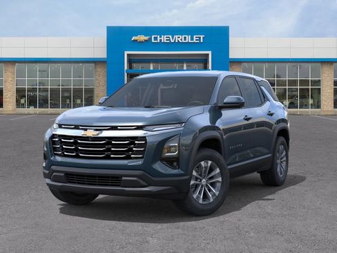 New 2026 Chevrolet Equinox LT w/ Convenience Package II AWD/4WD image 6
