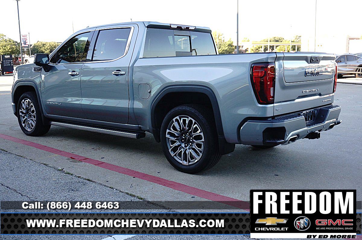Used 2024 GMC Sierra 1500 Denali Ultimate AWD/4WD image 5