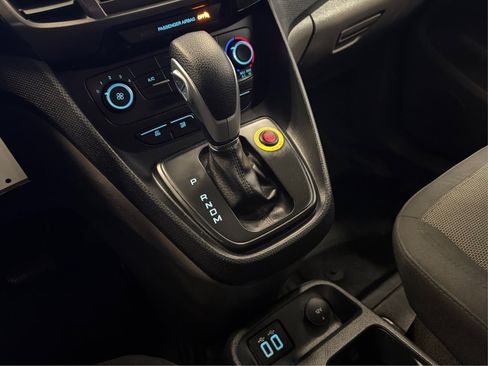 Used 2020 Ford Transit Connect XL FWD image 19