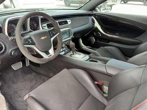 Used 2015 Chevrolet Camaro ZL1 RWD image 14